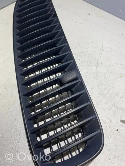 BMW X5 E53 Grille calandre de capot 7124822