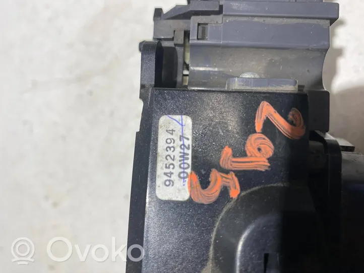 Volvo V70 Manetka / Przełącznik kierunkowskazów wycieraczek 9452394