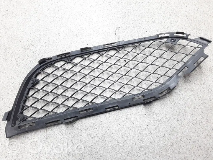 Mercedes-Benz C AMG W205 Front bumper lower grill A2058852723