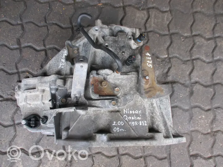 Nissan Qashqai Manual 6 speed gearbox JG70