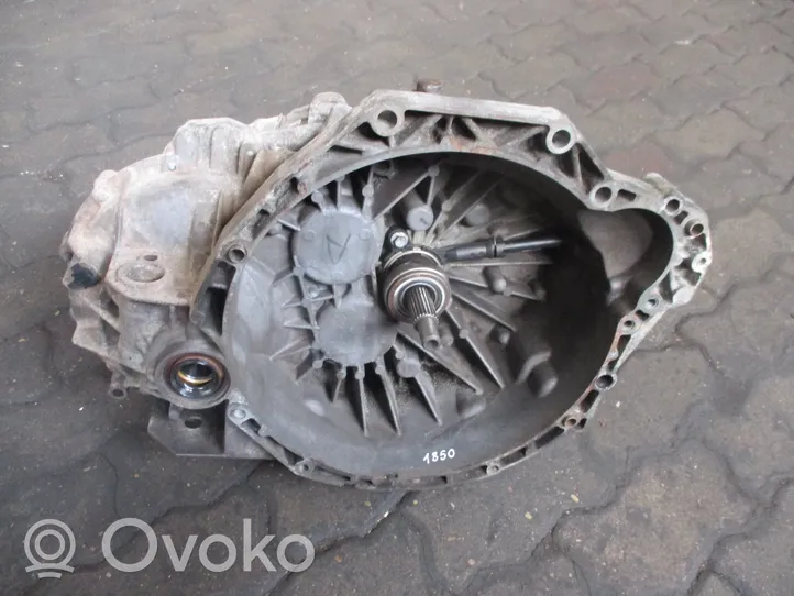 Renault Master II Manual 6 speed gearbox PF6006