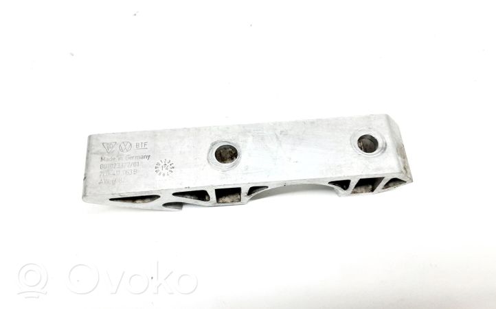 Volkswagen Touareg II Mocowanie stabilizatora osi przedniej 7L0411063B