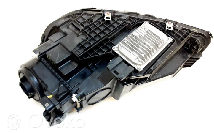 Mercedes-Benz GLE W167 Lampa przednia A2479003703