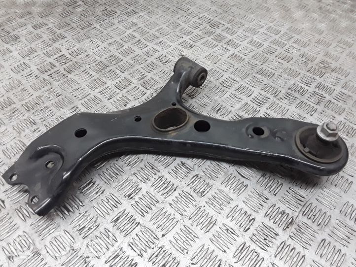 Toyota RAV 4 (XA40) Braccio di controllo sospensione anteriore inferiore/braccio oscillante 