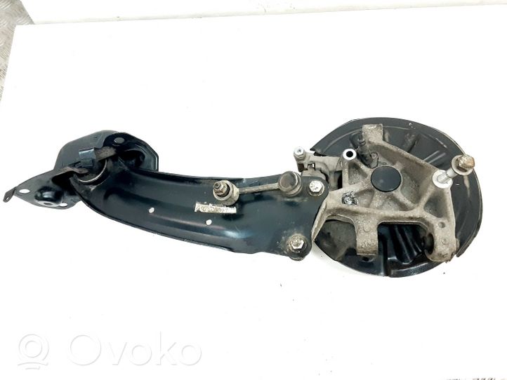 Audi Q3 8U Cubo de rueda trasera 3C0505226D