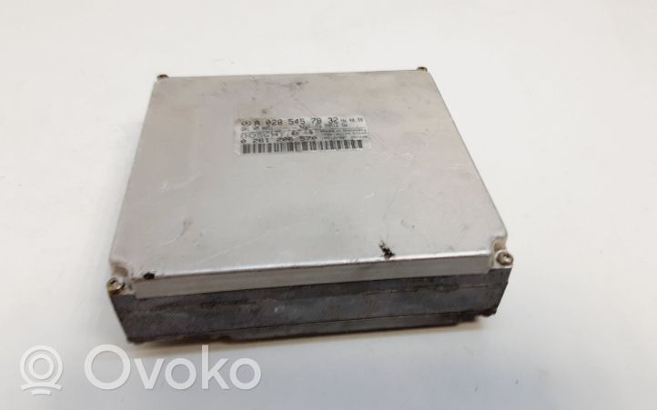 Mercedes-Benz CLK A208 C208 Variklio valdymo blokas A0285457832