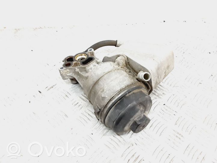 Volvo XC90 Supporto di montaggio del filtro dell’olio 6750373101