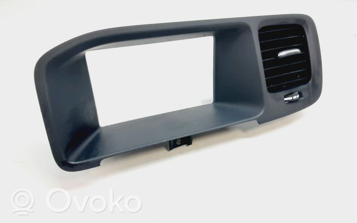 Volvo S60 Radio/GPS head unit trim 30791675