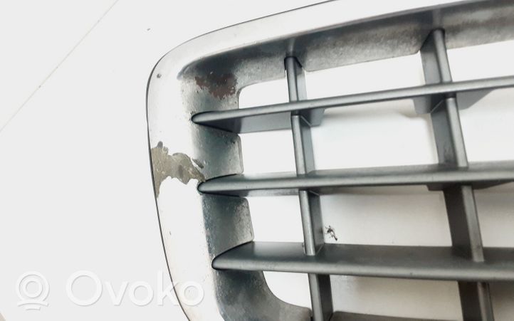 Volvo XC90 Atrapa chłodnicy / Grill 30695512