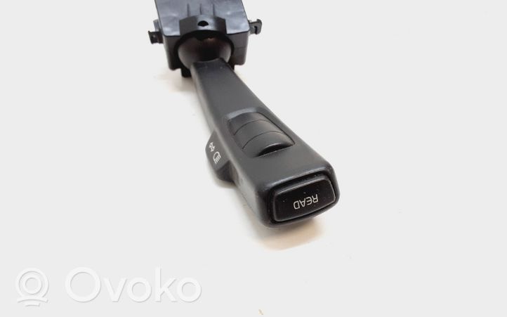 Volvo V50 Commodo de clignotant 17D770