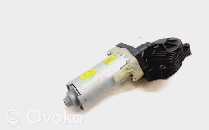 Volvo XC60 Seat adjustment motor 0130002526