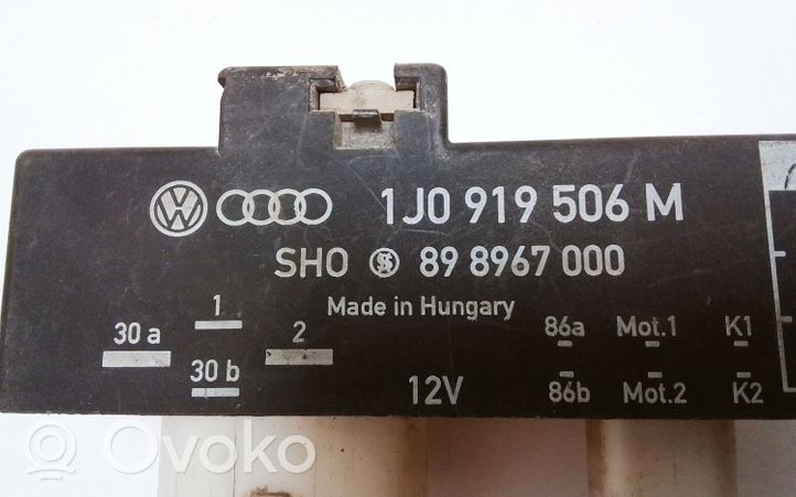 Volkswagen Polo IV 9N3 Relè della ventola di raffreddamento 1J0919506M