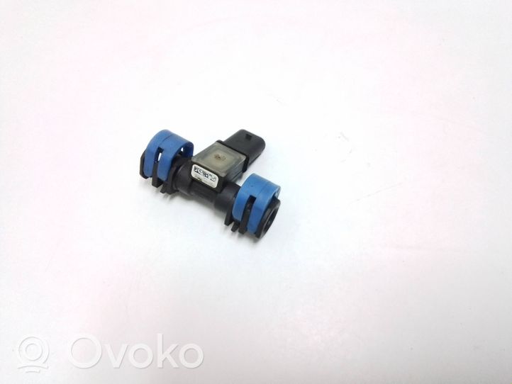 Volvo V40 Sensore di pressione del carburante 31372030