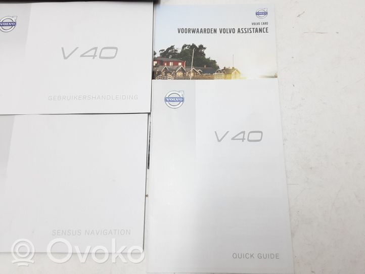 Volvo V40 Carnet d'entretien d'une voiture 