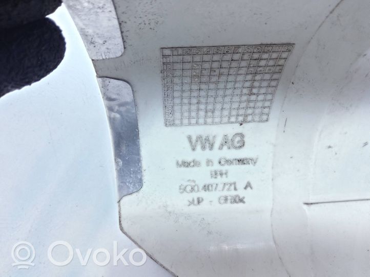 Volkswagen PASSAT B7 USA Kita variklio skyriaus detalė 5Q0407721A