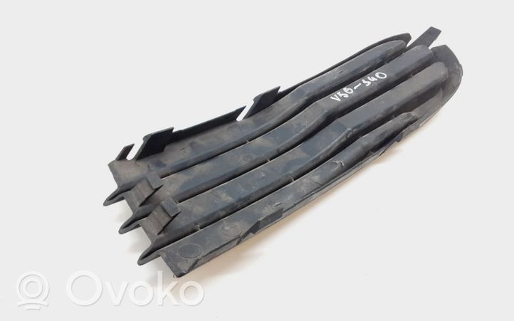 Volvo V50 Grille inférieure de pare-chocs avant 30657010