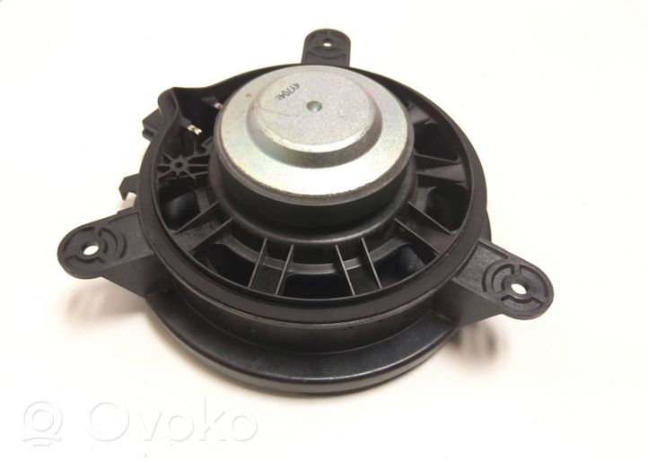 Volvo S60 Takaoven kaiutin 30657445