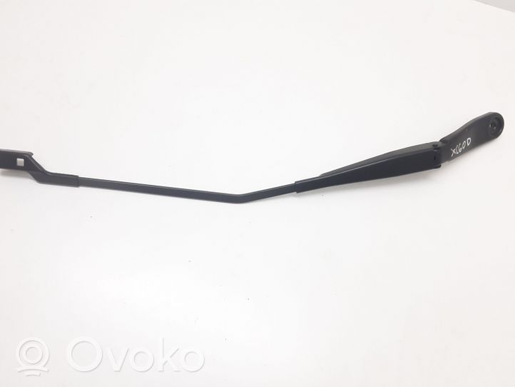 Volvo XC60 Front wiper blade arm 30753526