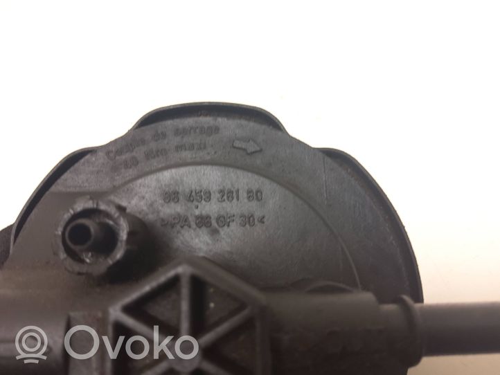 Volvo C30 Fuel filter housing 9645928180