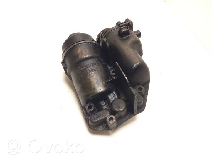 Volvo V70 Support de filtre à huile 08642839