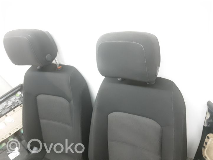 Volkswagen PASSAT B8 Interior set 3G0