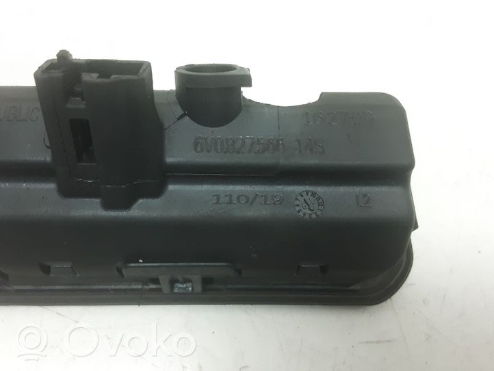 Volkswagen PASSAT B8 Tailgate opening switch 6V0827566