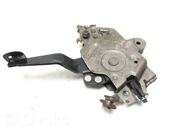 Volvo XC90 Handbrake/parking brake lever assembly 30714583