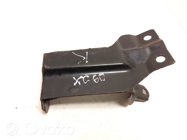 Volvo XC60 Staffa di montaggio del radiatore 31261931