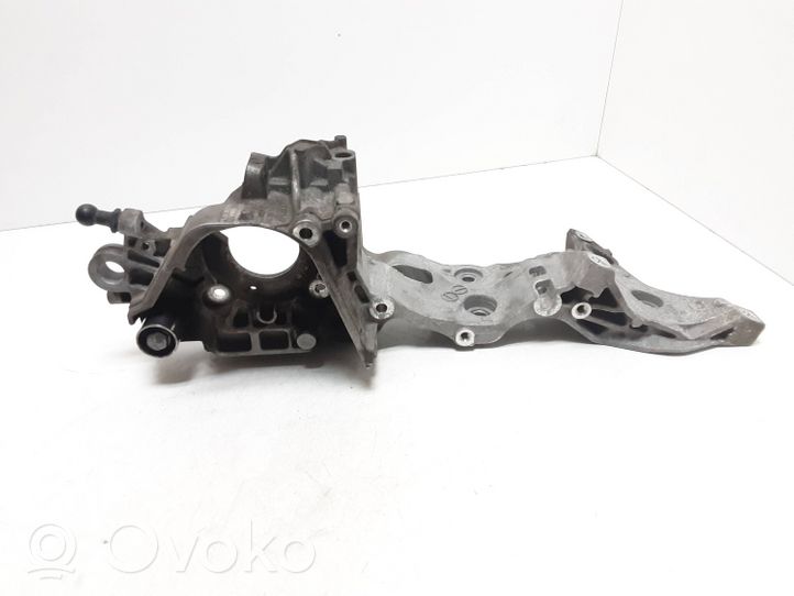 Volkswagen PASSAT B8 Support de compresseur de clim 04L903143DE