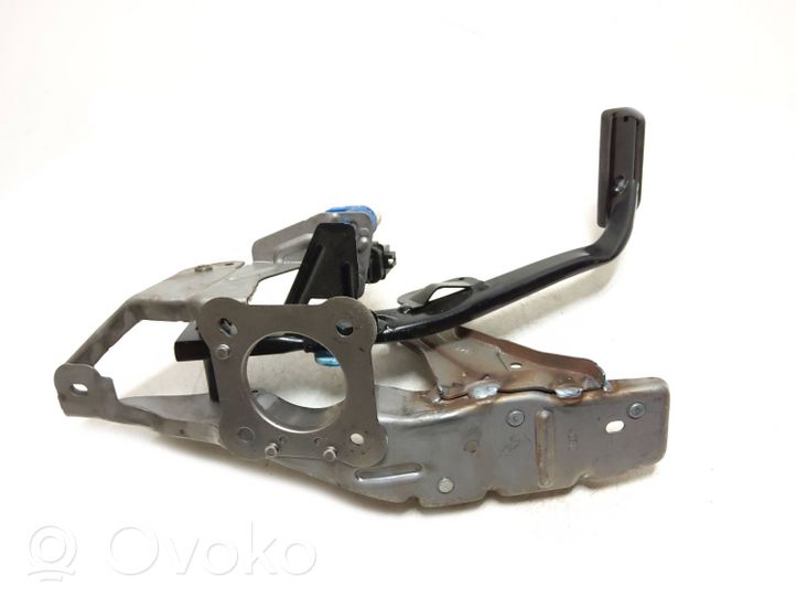 Volvo XC60 Brake pedal 8G9N2D094CF