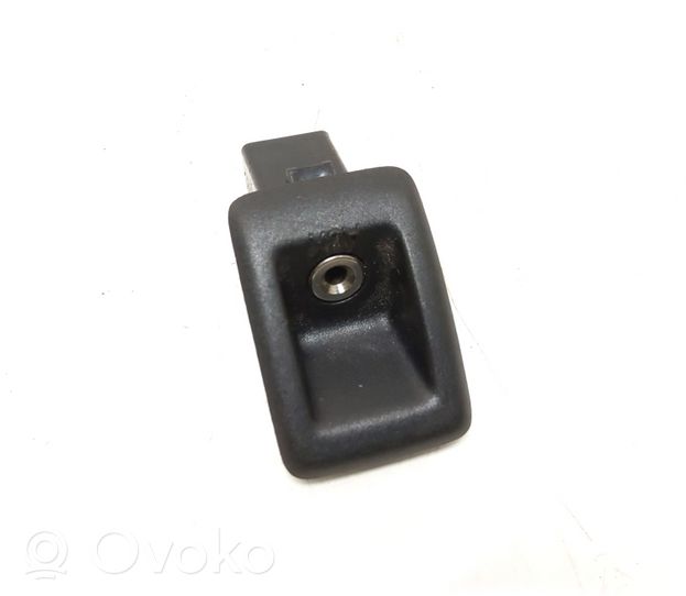 Volvo XC90 Enchufe conector entrada auxiliar 30657961