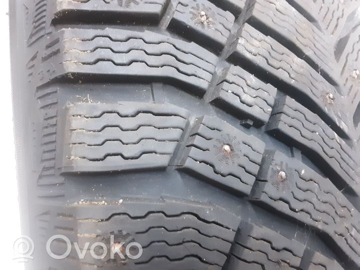 Volvo XC90 R20 winter tire 