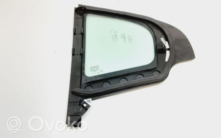 Volvo S60 Rear vent window glass 43R001565