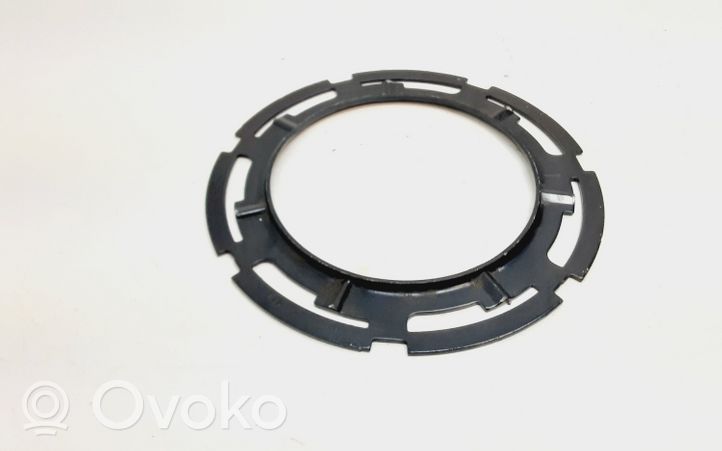 Volvo S60 Bague de verrouillage pour réservoir de carburant 