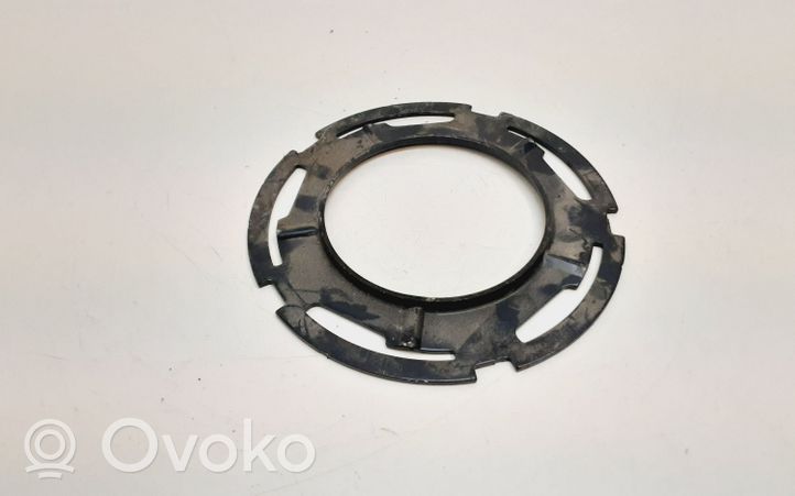 Volvo V60 Anello/dado di bloccaggio della vite della pompa del carburante nel serbatoio 