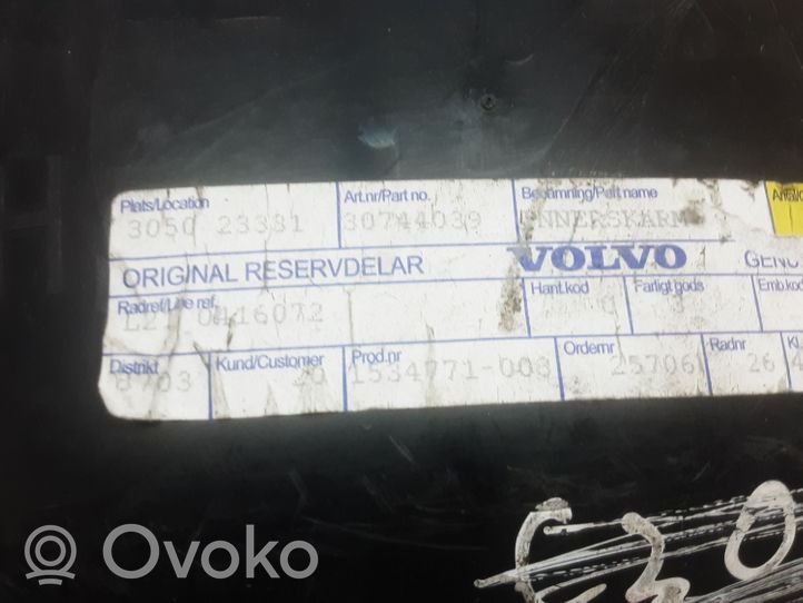 Volvo C30 Takapyörän sisälokasuojat 30744039