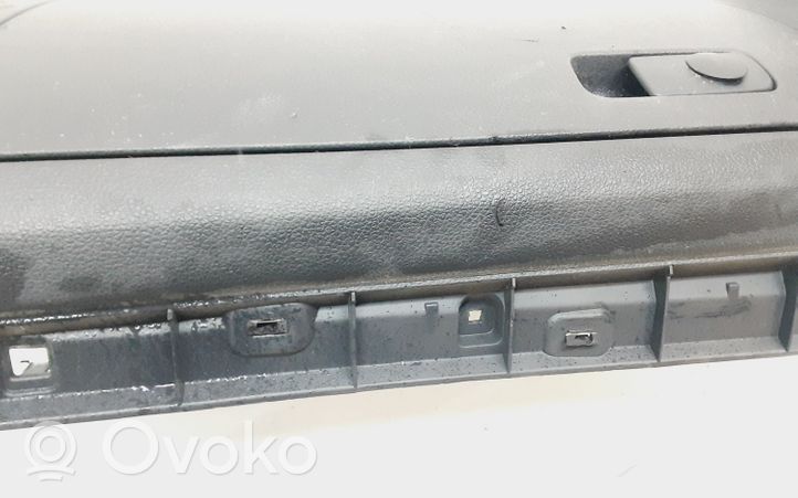 Volkswagen PASSAT B7 USA Set vano portaoggetti 561857097N