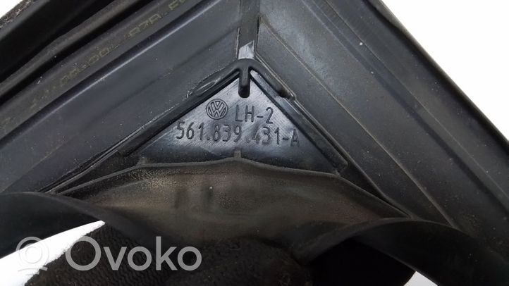 Volkswagen PASSAT B7 USA Gumowa uszczelka szyby drzwi tylnych 561839431