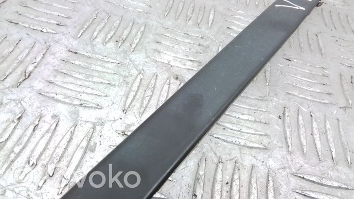 Volvo V70 Windshield trim 