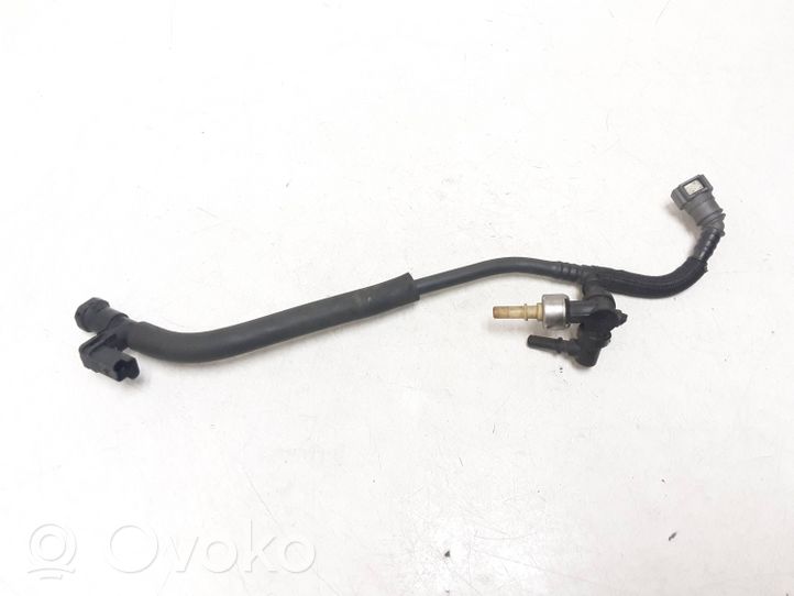 Citroen C4 II Tuyau d'alimentation conduite de carburant X215552