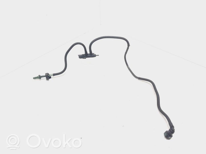 Volvo V50 Fuel line/pipe/hose 56356