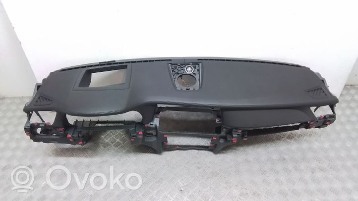 BMW 7 F01 F02 F03 F04 Deska rozdzielcza 9173637