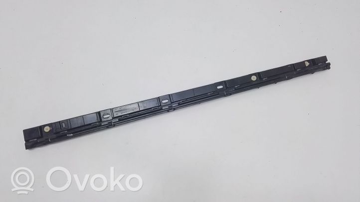 BMW 7 F01 F02 F03 F04 Listello di supporto del sottoporta 7187101