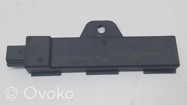 BMW 7 F01 F02 F03 F04 Moduł / Sterownik systemu uruchamiania bezkluczykowego 9220832