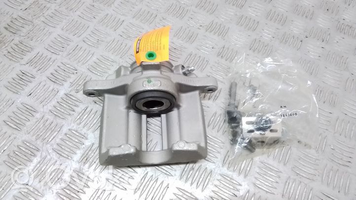 Chevrolet Blazer S10 Front brake caliper 18024225