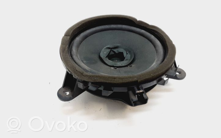 Volvo V50 Takaoven kaiutin 30657444