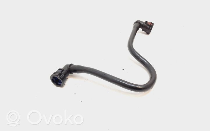 Volvo V70 Tubo flessibile del radiatore dell’olio del cambio 8G917890AC