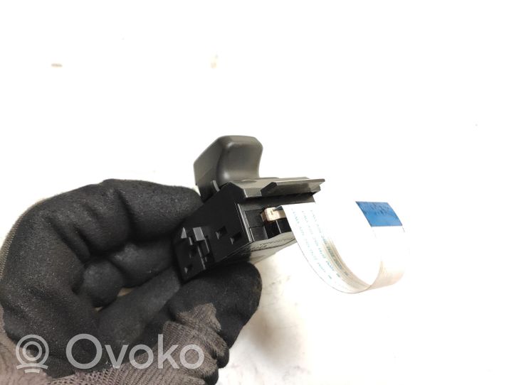 Volvo XC70 Sunroof switch 9168160