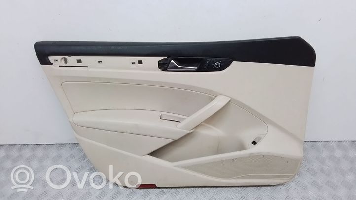 Volkswagen PASSAT B7 USA Apmušimas priekinių durų (obšifke) 561867011A