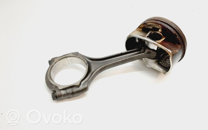 Dodge Challenger Piston with connecting rod 